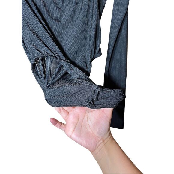 Boohoo Mock Neck Long Sleeve Ribbed Bodysuit Size 2 - Picture 6 of 8